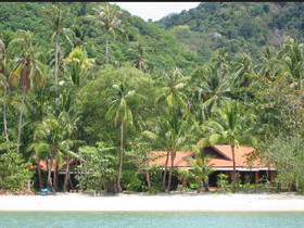 Baan Mai Cottages & Restaurant