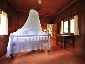 Baan Mai Cottages & Restaurant