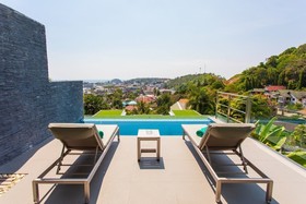 Baan Saint Tropez