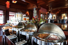 Baan Yin Dee Boutique Resort