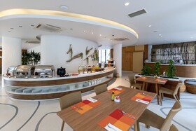 Bandara Phuket Beach Resort