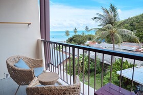 Bandara Phuket Beach Resort