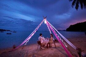 Bandara Phuket Beach Resort