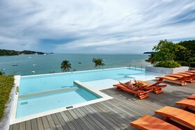 Bandara Phuket Beach Resort