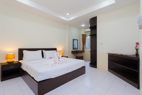 Bangtao Kanita House