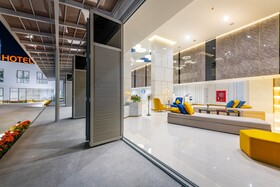 Beehive Boutique Hotel