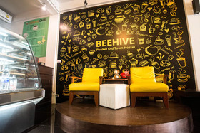 Beehive Phuket Old Town - Hostel