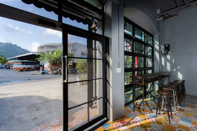 Bloo Hostel