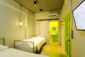 Bloo Hostel