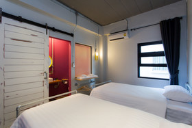 Bloo Hostel