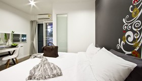Blu Monkey Bed & Breakfast