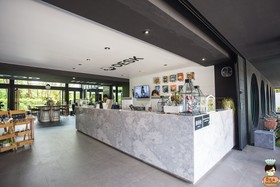 Blu Monkey Hub and Hotel