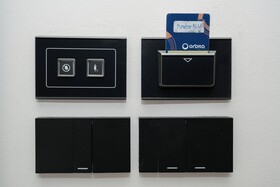 Blu Monkey Hub & Hotel