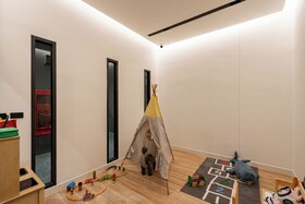 Blu Monkey Hub & Hotel