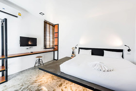 Book A Bed Poshtel Hostel