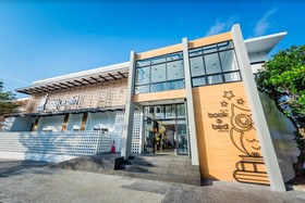 Book A Bed Poshtel Hostel