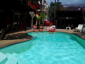 Boomerang Inn