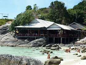 Bungalow Raya Resort
