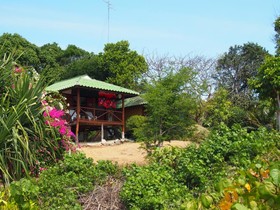 Bungalow Raya Resort