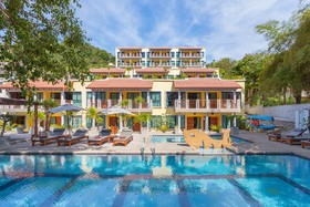 By The Sea Phuket Beach Resort