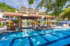 By The Sea Phuket Beach Resort