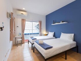 Chino Town Gallery Alley