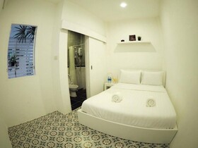 Chino Town Gallery Alley