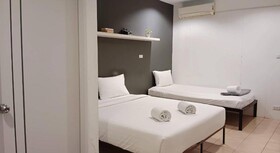 Chino Town Gallery Alley