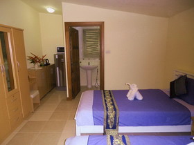 Coconut Paradise Holiday Villas