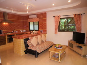 Coconut Paradise Holiday Villas