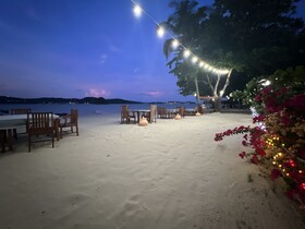 Cruiser Island Resort