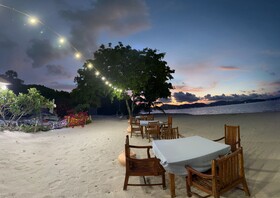 Cruiser Island Resort