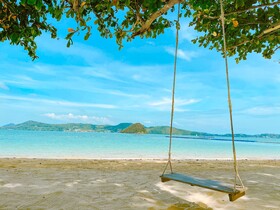 Cruiser Island Resort