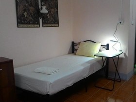 D's Corner & Guesthouse