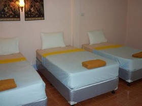 D's Corner & Guesthouse