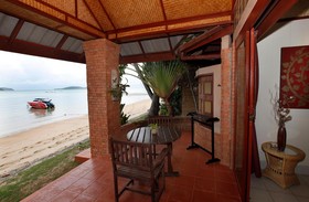 Friendship Beach Resort & Atmanjai Wellness Spa