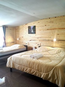 Gotum Hostel & Restaurant 2