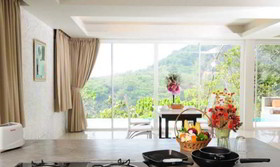 Grand Bleu Ocean View Pool Suite