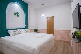 Isara Boutique Hotel And Cafe