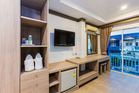 Jomthong Mansion by OYO Rooms