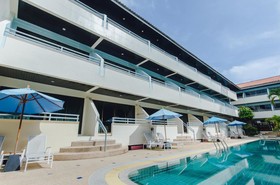 Karon Whale Resort Phuket