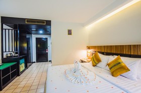 Karon Whale Resort Phuket