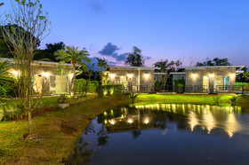 Loftpical Resort