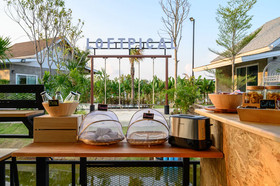 Loftpical Resort