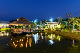 Loftpical Resort