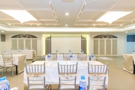 Sugar Marina Hotel -AVIATOR- Phuket Airport