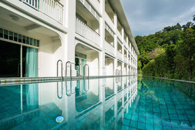 Marina Gallery Resort Kacha Kalim Bay