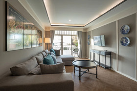 Marina Gallery Resort Kacha Kalim Bay