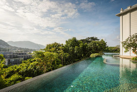 Marina Gallery Resort Kacha Kalim Bay