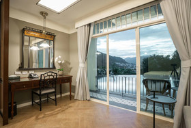 Marina Gallery Resort Kacha Kalim Bay